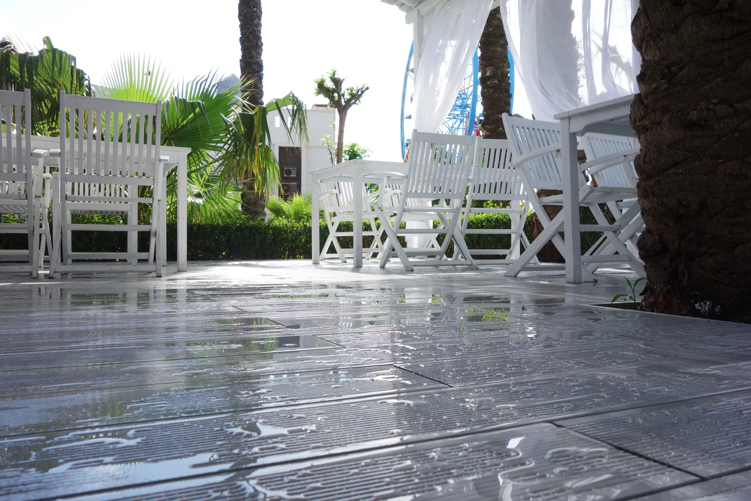 AKG outdoor composite decking